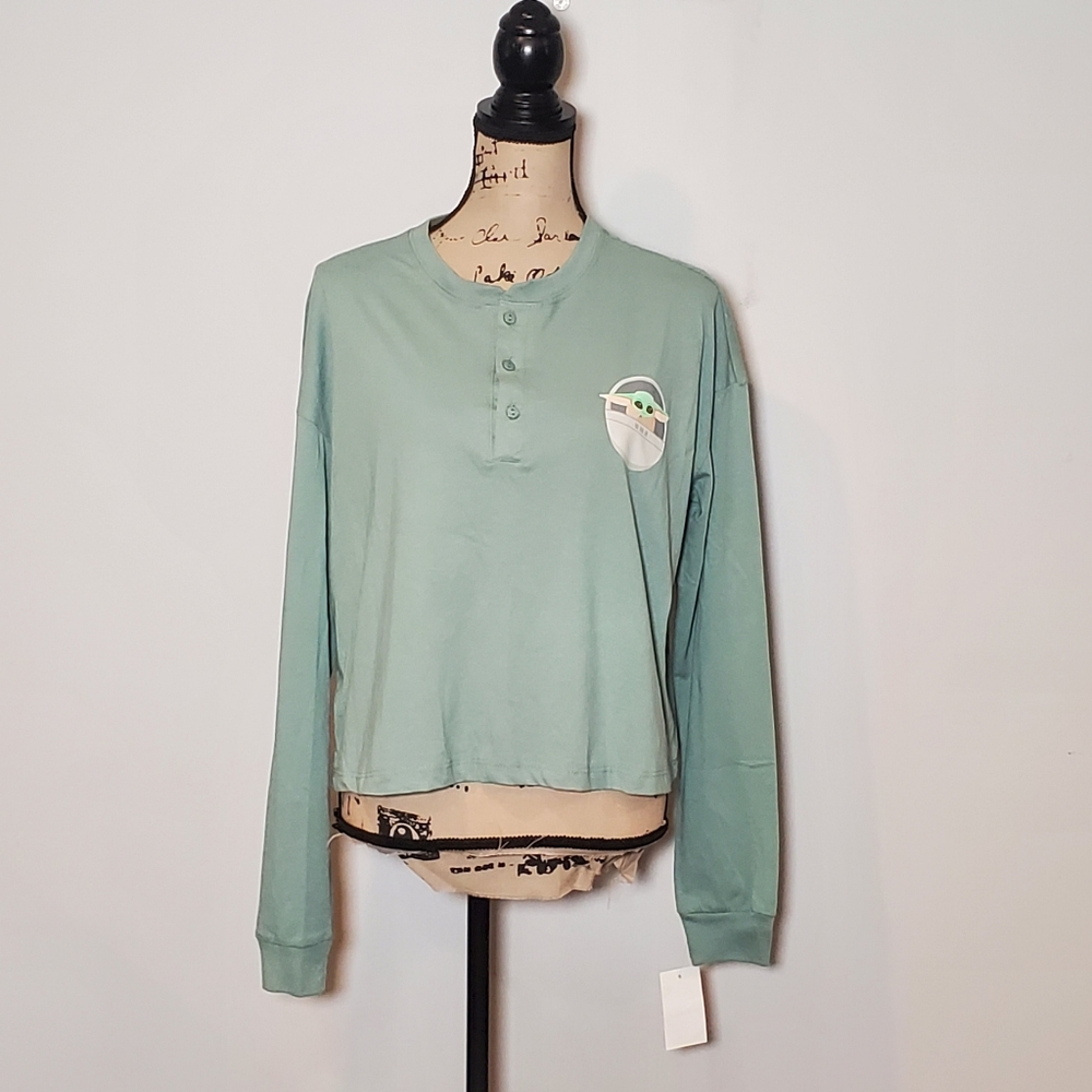 Star wars Yoda green pajama top large